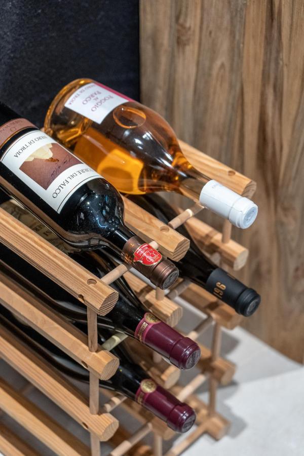 Appartamento Wineart House, Terracielo Indipendente Nel Centro Di Monopoli Esterno foto